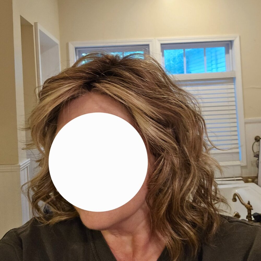 Raquel Welch wig